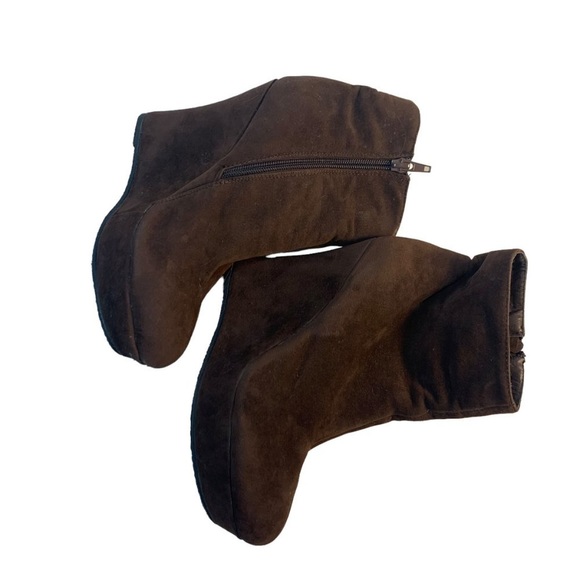 Bamboo Caesar Brown Suede Zip Up Wedge Booties Size 7 - Picture 7 of 9